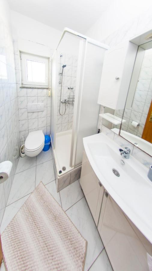 Planikovica Apartments โตรกีร์ ภายนอก รูปภาพ
